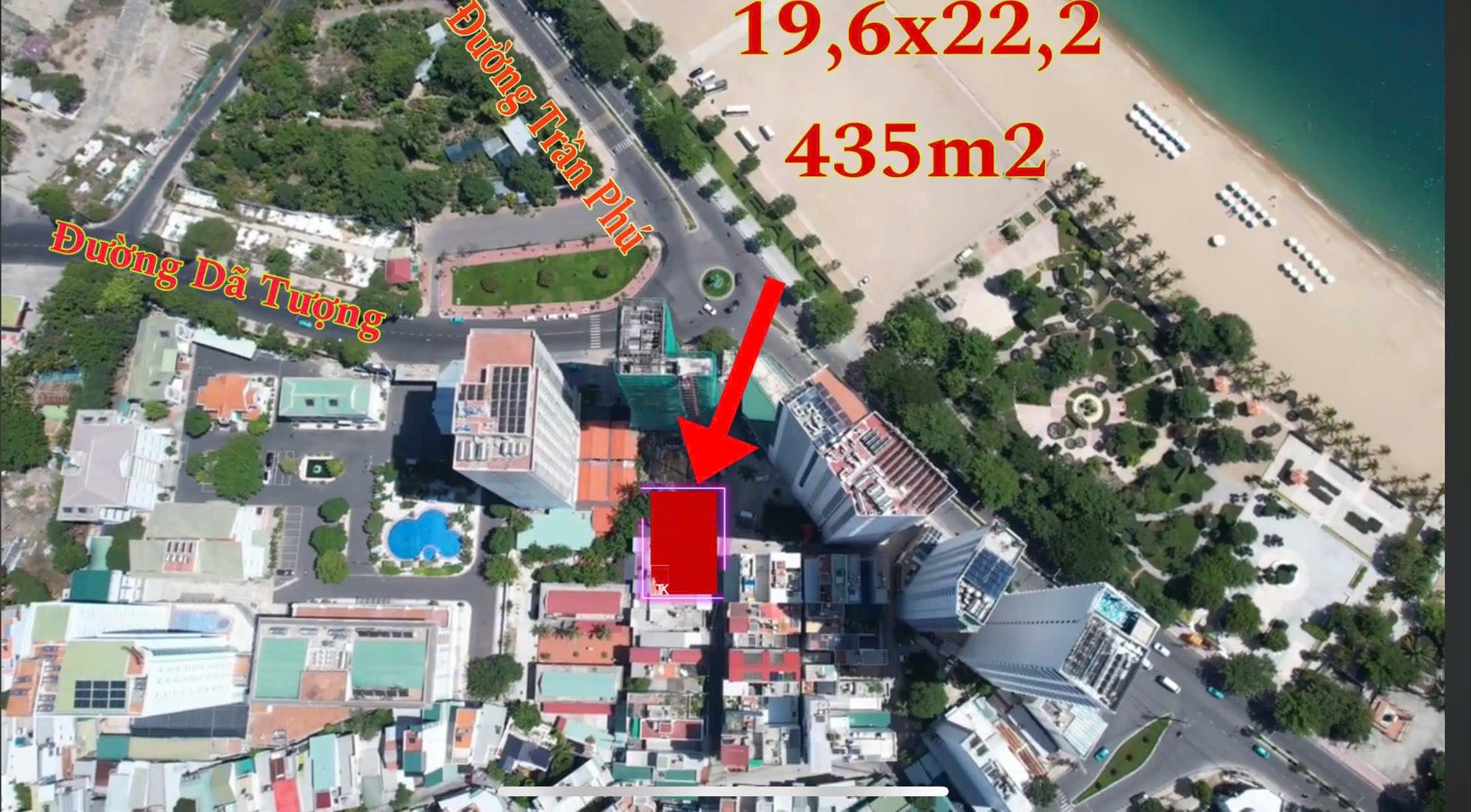 Bán đất ngay Vòng xoay Dã Tượng, Trần Phú, Nha Trang