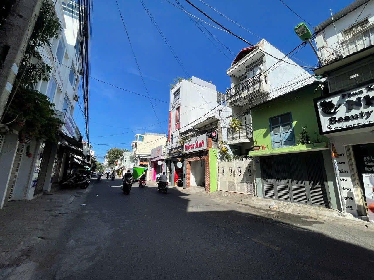 Bán Nhà 2 Tầng đường Trần Nguyên Hãn, Nha Trang - 6.8 Tỷ