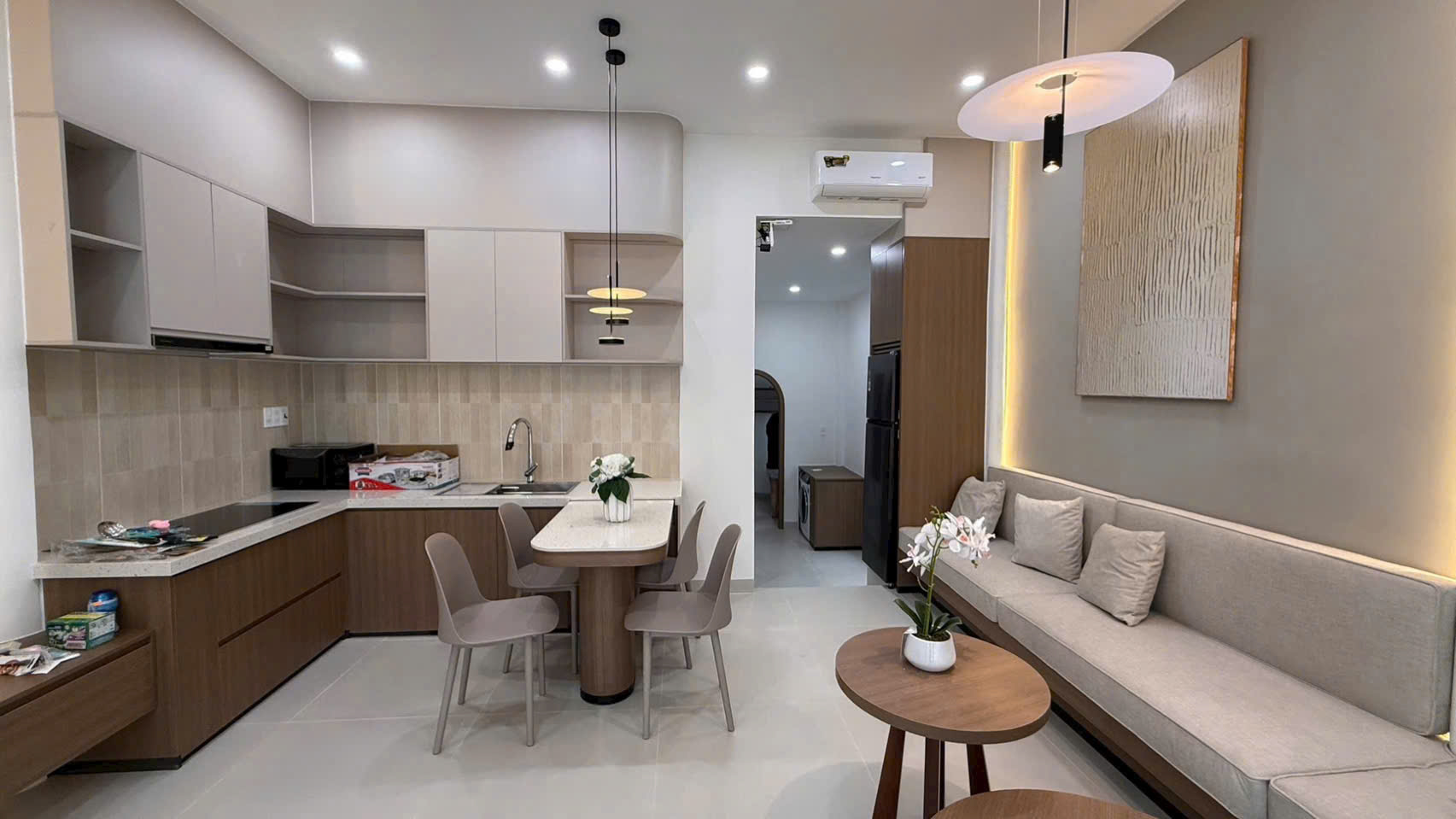 Nhà 2 tầng Ngô Đến _ Sát chợ Diệp Minh Tuyền , Đi ra biển Trần Phú : 999m. Dt 78m2. Giá 6ty