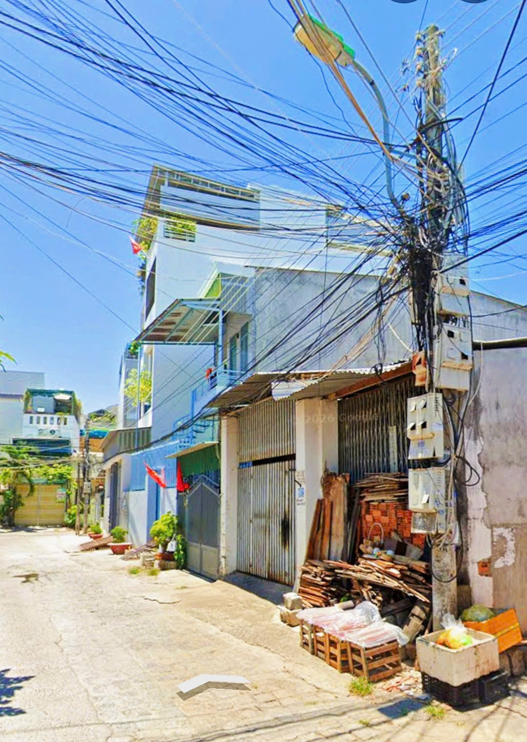 Góc 2 mặt thoáng hẻm Nguyễn Khuyến _ sát trường tiểu học Vĩnh Hải 2. Dt 75m2. Giá 5.5ty