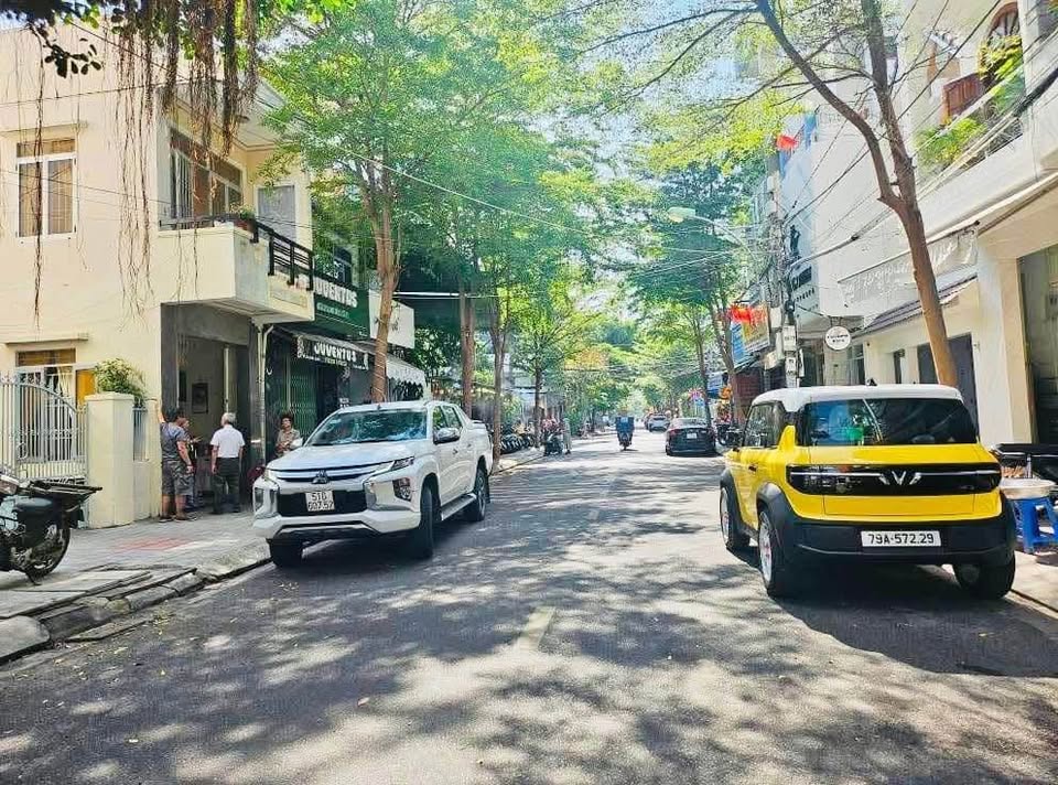 Cần bán lô đất có nhà C4 đường Phước Long