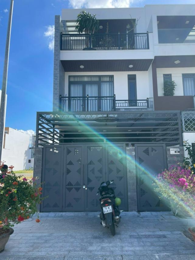 Nhà Gói 7 KĐT Mỹ Gia - An Khánh vị trí cực đẹp, 2 mặt tiền thông thoáng