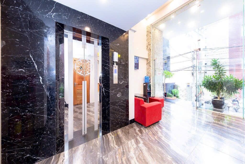 Bán khách sạn giá tốt hẻm Nguyễn Thị Minh Khai, Nha Trang