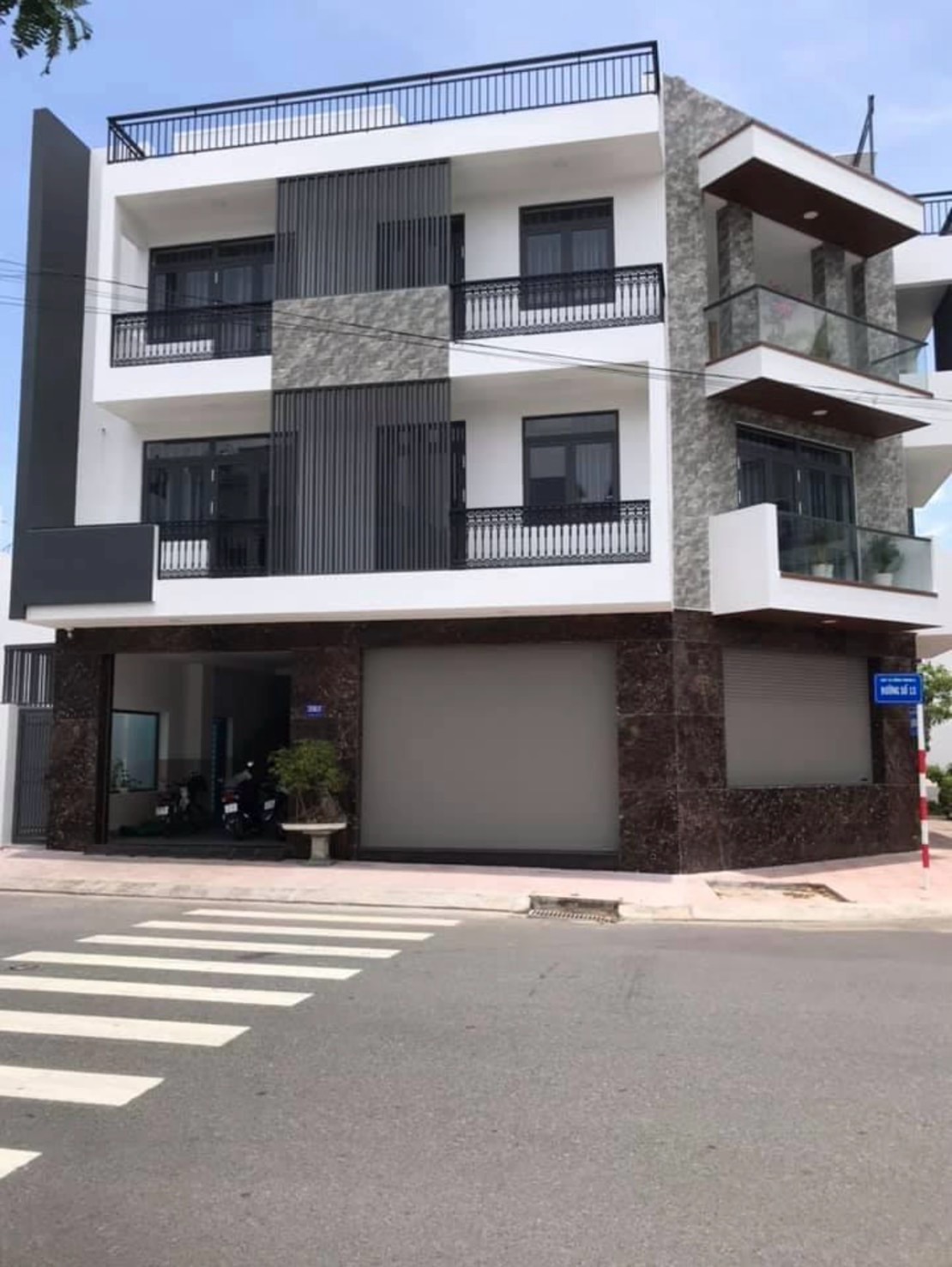 Cho thuê nhà căn góc HQ2 ( sth08-01 ) đường số 13 Hà Quang 2, Nha Trang