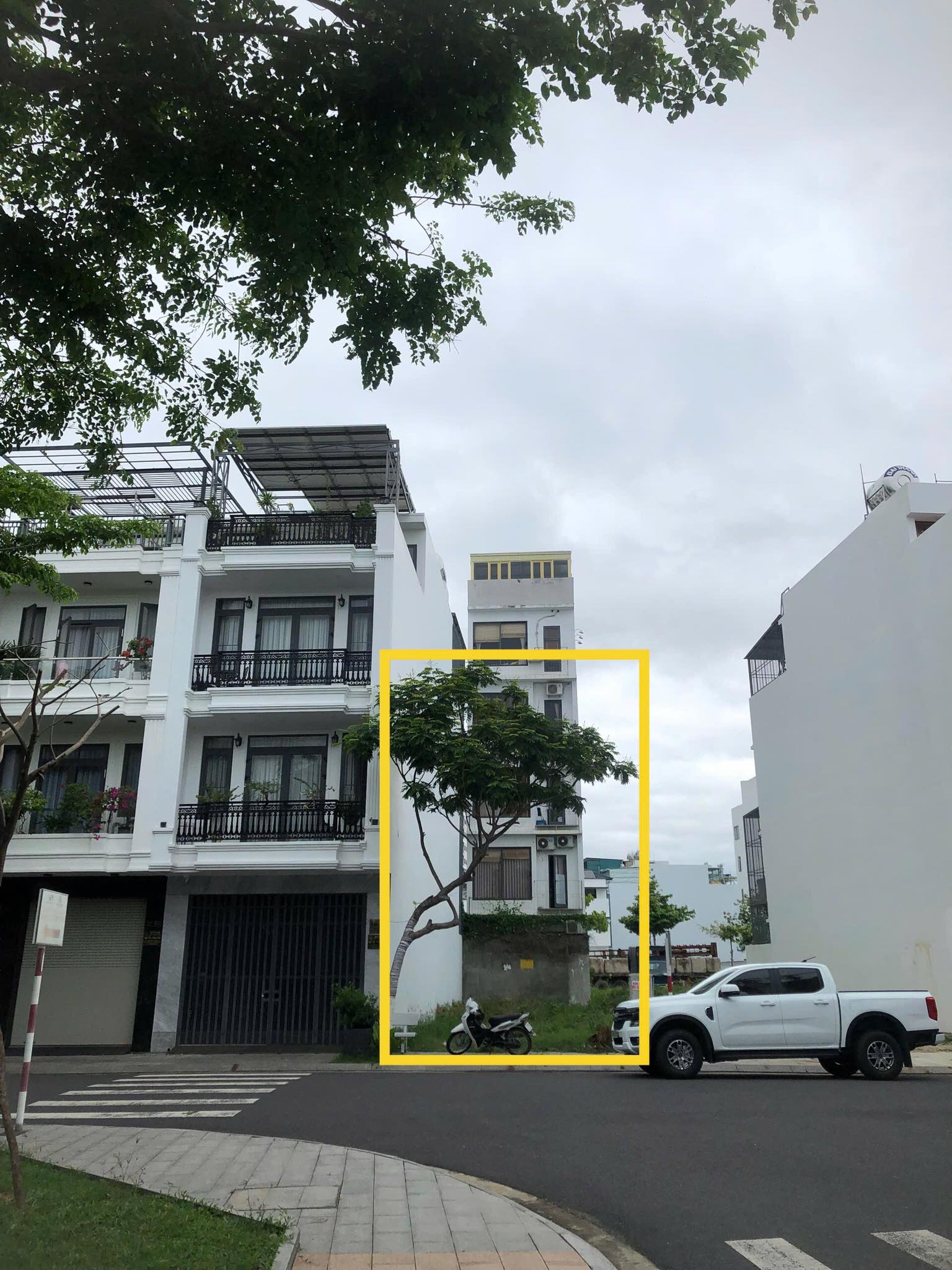 Bán lô đất mặt tiền đường Phạm Song-đường 13m(B4) VCN Phước Long 1- Nha Trang