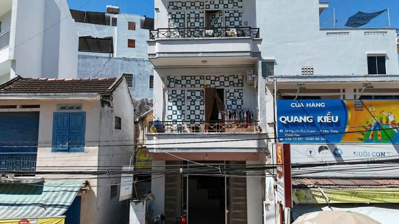 Bán nhà 3 tầng đường Nguyễn Bỉnh Khiêm - Nha Trang
