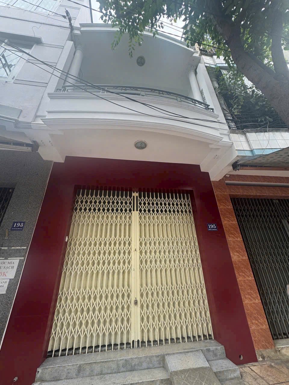 Bán nhà mặt đường Nguyễn Thị Minh Khai, Nha Trang, cách Biển 1km