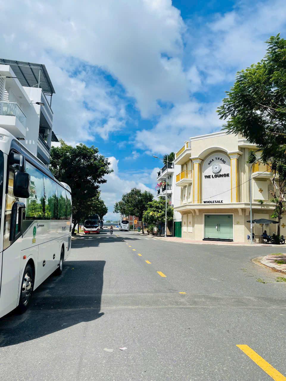 Bán đất đường số 13 KĐT Hà Quang 2, Nha Trang