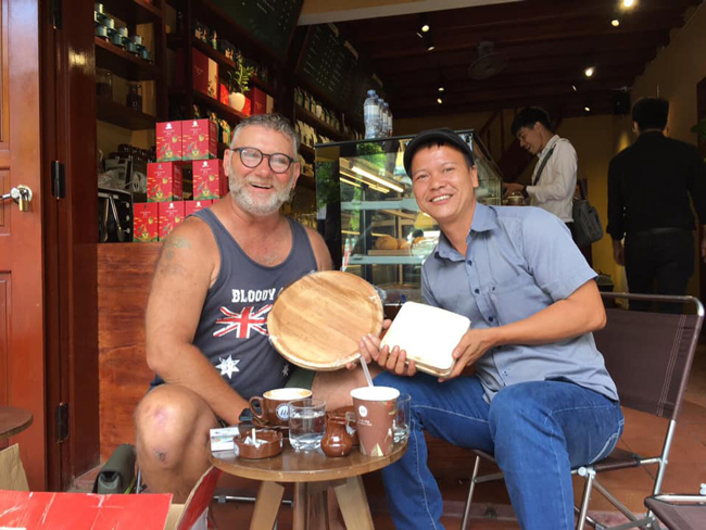 Chuyện thật như đùa: Người đàn ông Phú Yên mua “rác” về biến thành tiền