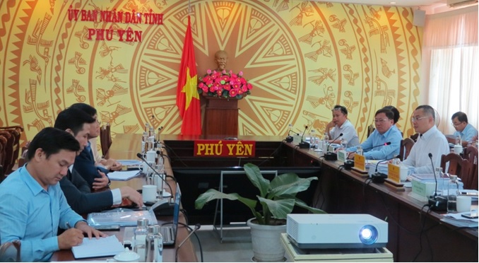 Chủ tịch UBND tỉnh Phạm Đại Dương và lãnh đạo các sở, ban ngành làm việc với Nhà đầu tư